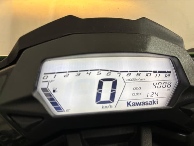 KAWASAKI NINJA 125 2023 de segunda mano