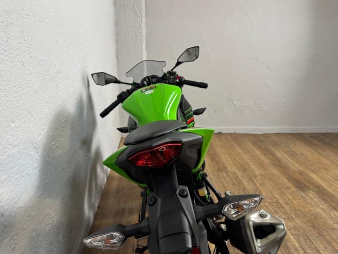 KAWASAKI NINJA 125 2023 de segunda mano