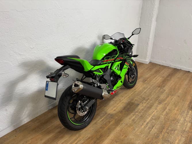 KAWASAKI NINJA 125 2023 de segunda mano