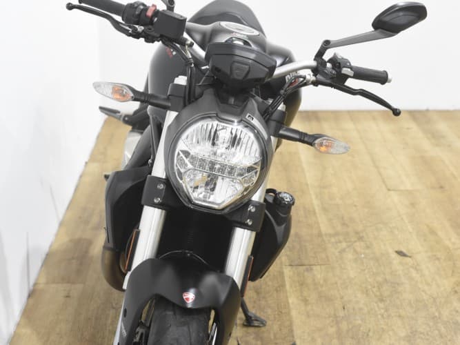 Comprar DUCATI MONSTER 821 (A2) 2018 de segunda mano DUCATI MONSTER 821 (A2) 2018 de segunda mano
