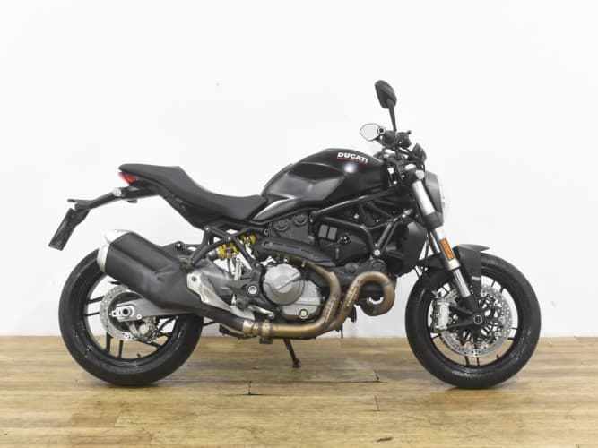 Comprar DUCATI MONSTER 821 (A2) 2018 de segunda mano DUCATI MONSTER 821 (A2) 2018 de segunda mano