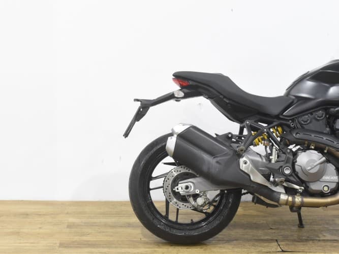 Comprar DUCATI MONSTER 821 (A2) 2018 de segunda mano DUCATI MONSTER 821 (A2) 2018 de segunda mano