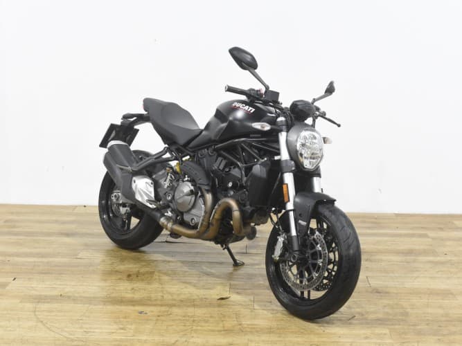 Comprar DUCATI MONSTER 821 (A2) 2018 de segunda mano DUCATI MONSTER 821 (A2) 2018 de segunda mano