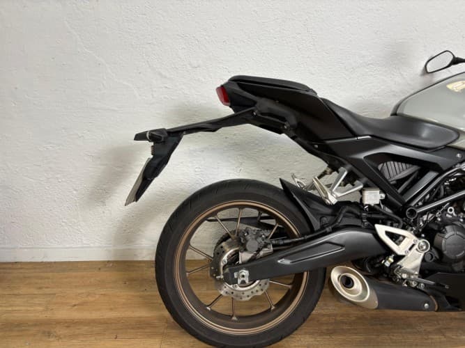 HONDA CB 125 R 2021 de segunda mano