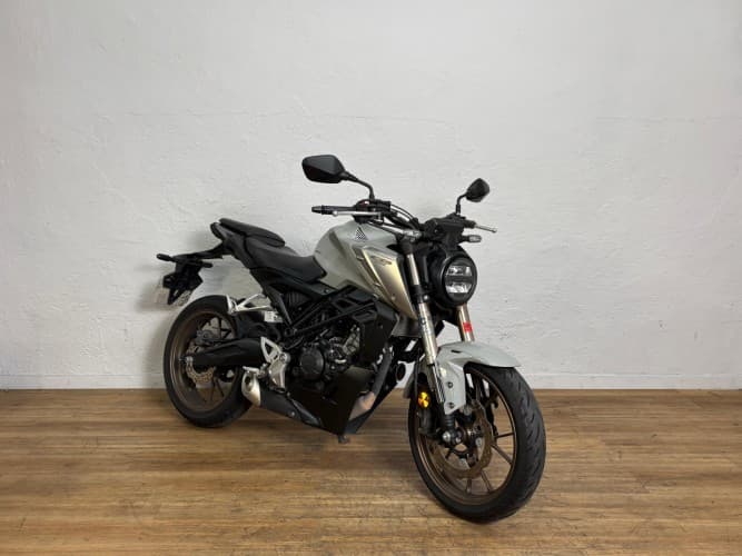 HONDA CB 125 R 2021 de segunda mano