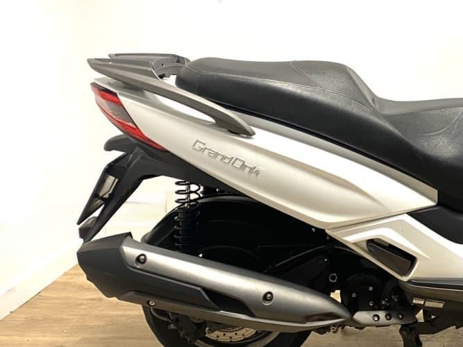 Comprar KYMCO GRAND DINK 300 2022 de segunda mano KYMCO GRAND DINK 300 2022 de segunda mano