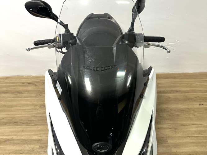 KYMCO GRAND DINK 300 2022 de segunda mano