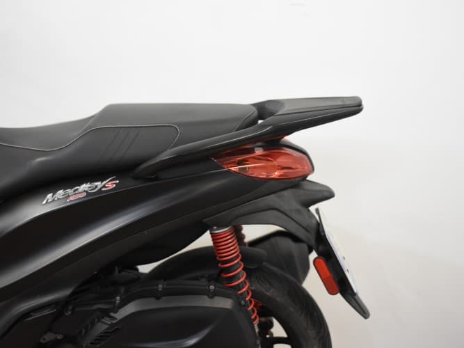 Comprar PIAGGIO MEDLEY 125 2023 de segunda mano PIAGGIO MEDLEY 125 2023 de segunda mano