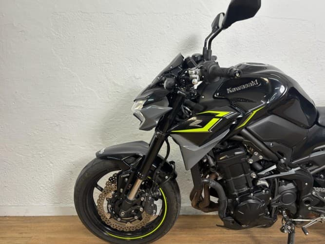 Comprar KAWASAKI Z 900 (A2) 2023 de segunda mano KAWASAKI Z 900 (A2) 2023 de segunda mano