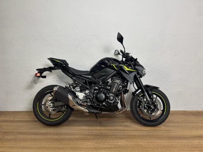 Comprar KAWASAKI Z 900 (A2) 2023 de segunda mano KAWASAKI Z 900 (A2) 2023 de segunda mano