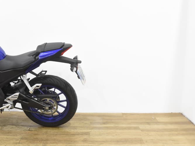 YAMAHA YZF R125 2022 de segunda mano