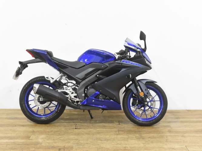YAMAHA YZF R125 2022 de segunda mano