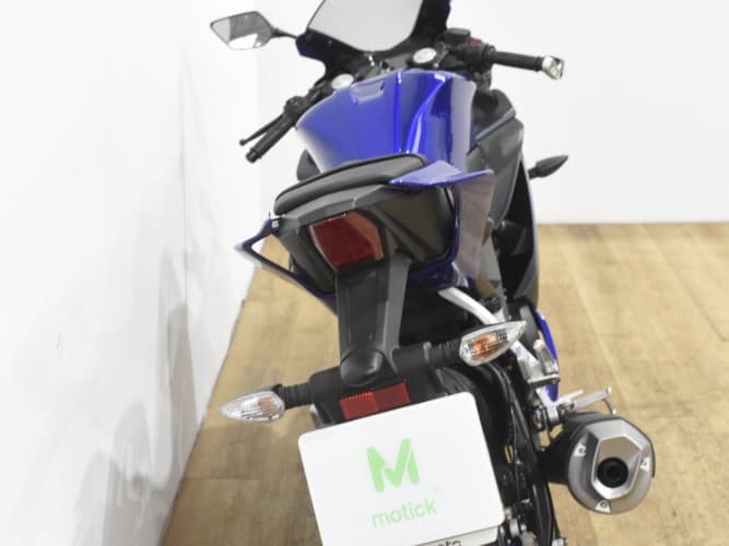 YAMAHA YZF R125 2022 de segunda mano