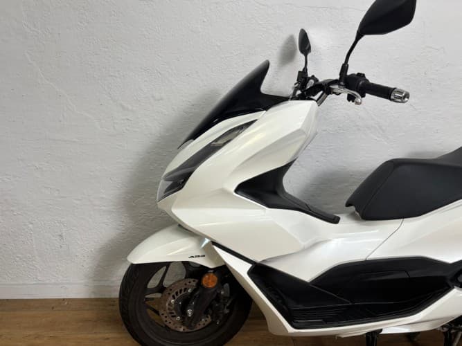 Comprar HONDA PCX 125 2022 de segunda mano HONDA PCX 125 2022 de segunda mano