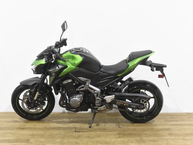 Comprar KAWASAKI Z 900 (A2) 2018 de segunda mano KAWASAKI Z 900 (A2) 2018 de segunda mano