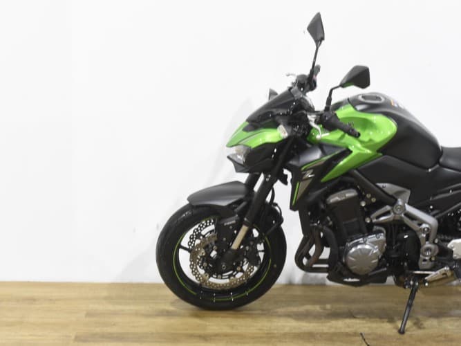 Comprar KAWASAKI Z 900 (A2) 2018 de segunda mano KAWASAKI Z 900 (A2) 2018 de segunda mano