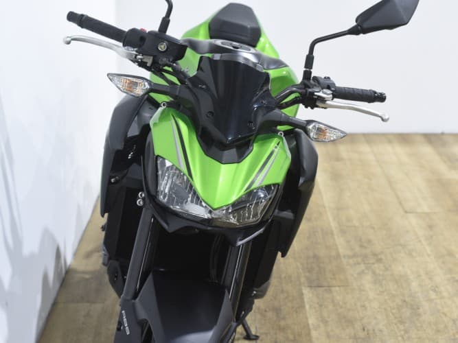 Comprar KAWASAKI Z 900 (A2) 2018 de segunda mano KAWASAKI Z 900 (A2) 2018 de segunda mano