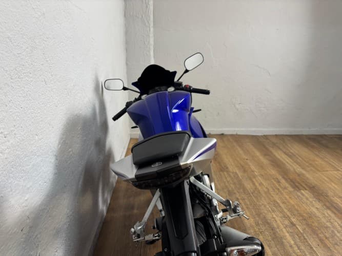 YAMAHA YZF R125 2018 de segunda mano