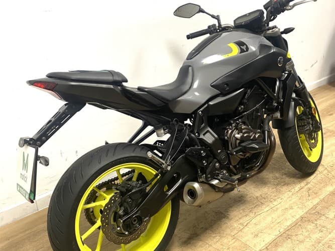 Comprar YAMAHA MT-07 (A) 2018 de segunda mano YAMAHA MT-07 (A) 2018 de segunda mano