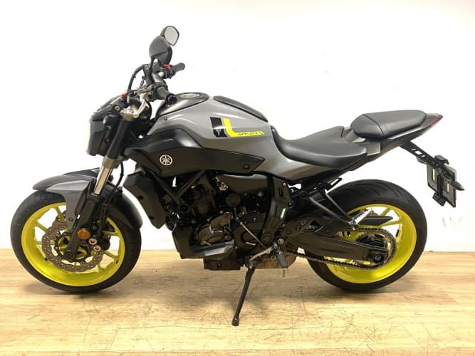 Comprar YAMAHA MT-07 (A) 2018 de segunda mano YAMAHA MT-07 (A) 2018 de segunda mano