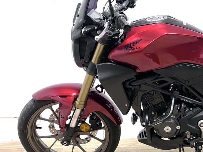 HONDA CB 300 R 2024 de segunda mano