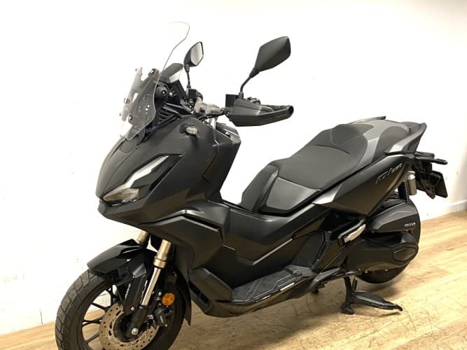 Comprar HONDA ADV 350 2024 de segunda mano HONDA ADV 350 2024 de segunda mano