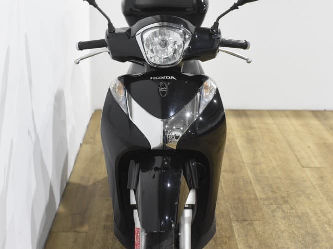 HONDA SH 125 MODE 2017 de segunda mano