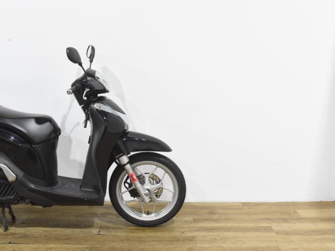 HONDA SH 125 MODE 2017 de segunda mano