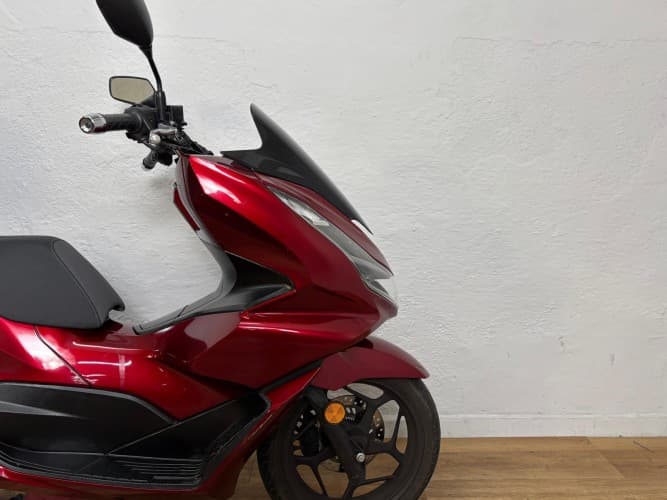 HONDA PCX 125 2022 de segunda mano