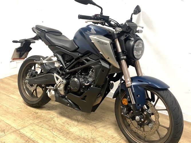 Comprar HONDA CB 125 R 2022 de segunda mano HONDA CB 125 R 2022 de segunda mano