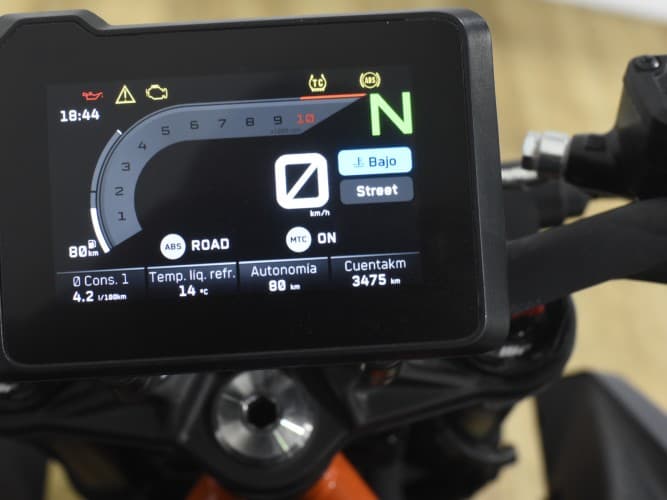 Comprar KTM DUKE 390 2024 de segunda mano KTM DUKE 390 2024 de segunda mano