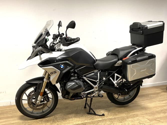 Comprar BMW R 1250 GS (IVA)(FULL EQUIP + 3 MALETAS) 2023 de segunda mano BMW R 1250 GS (IVA)(FULL EQUIP + 3 MALETAS) 2023 de segunda mano
