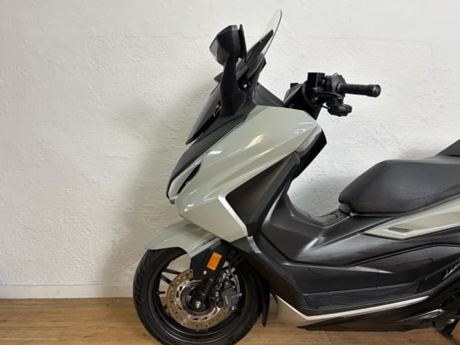 Comprar HONDA FORZA 350 2023 de segunda mano HONDA FORZA 350 2023 de segunda mano