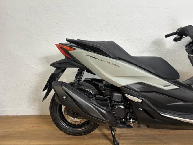 Comprar HONDA FORZA 350 2023 de segunda mano HONDA FORZA 350 2023 de segunda mano