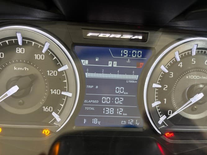 Comprar HONDA FORZA 350 2023 de segunda mano HONDA FORZA 350 2023 de segunda mano