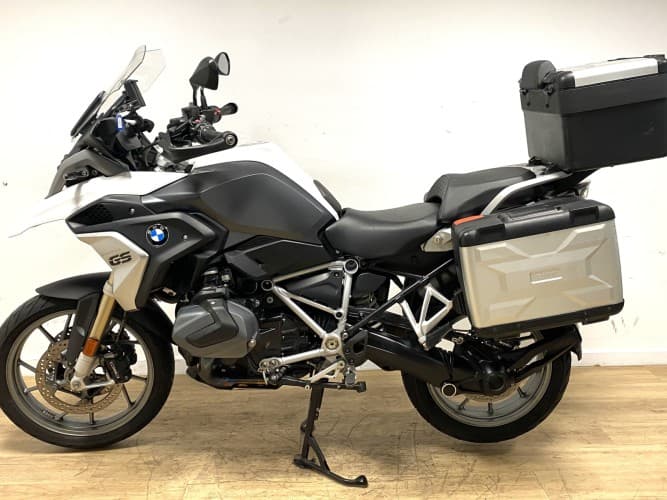 Comprar BMW R 1250 GS (3 MALETAS) 2023 de segunda mano BMW R 1250 GS (3 MALETAS) 2023 de segunda mano