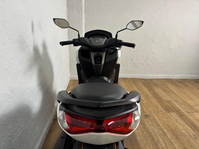 Comprar YAMAHA NMAX 125 2024 de segunda mano YAMAHA NMAX 125 2024 de segunda mano