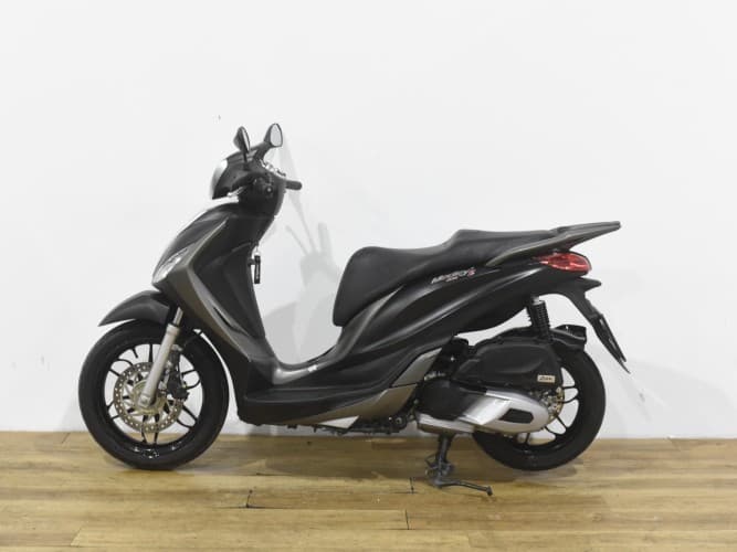 Comprar PIAGGIO MEDLEY 125 2022 de segunda mano PIAGGIO MEDLEY 125 2022 de segunda mano