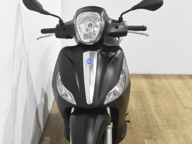 Comprar PIAGGIO MEDLEY 125 2022 de segunda mano PIAGGIO MEDLEY 125 2022 de segunda mano