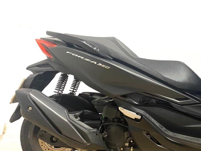 Comprar HONDA FORZA 350 2023 de segunda mano HONDA FORZA 350 2023 de segunda mano