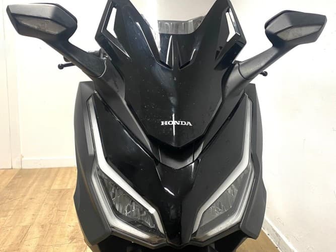 Comprar HONDA FORZA 350 2023 de segunda mano HONDA FORZA 350 2023 de segunda mano