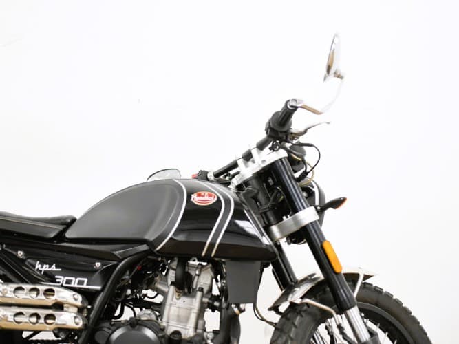 FB MONDIAL HPS 300 2022 de segunda mano