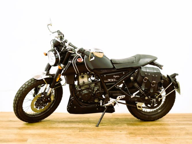 FB MONDIAL HPS 300 2021 de segunda mano