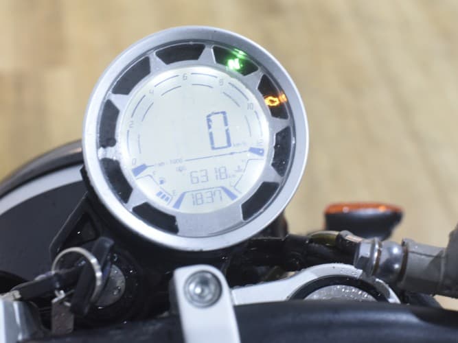 Comprar FB MONDIAL HPS 300 2021 de segunda mano FB MONDIAL HPS 300 2021 de segunda mano