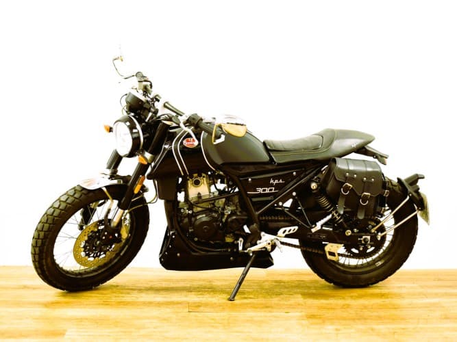 FB MONDIAL HPS 300 2018 de segunda mano