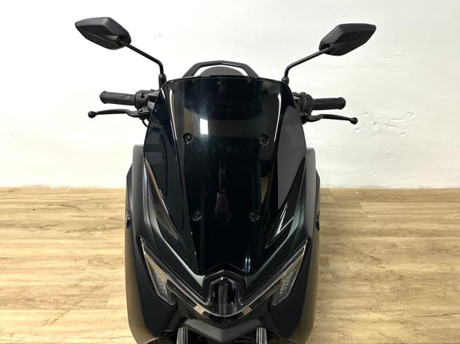 YAMAHA NMAX 125 2025 de segunda mano
