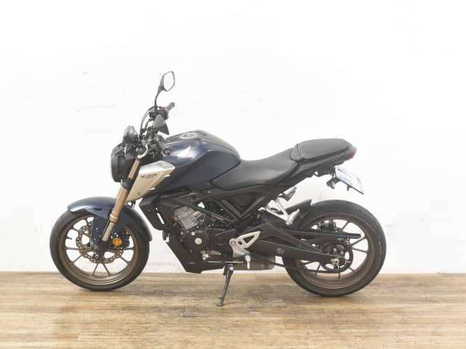 HONDA CB 125 R 2021 de segunda mano