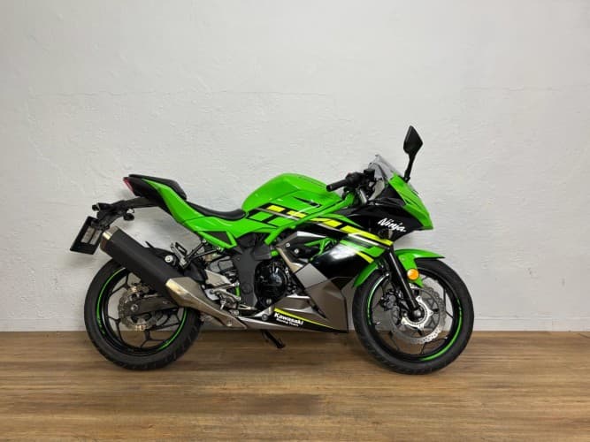 Comprar KAWASAKI NINJA 125 2019 de segunda mano KAWASAKI NINJA 125 2019 de segunda mano