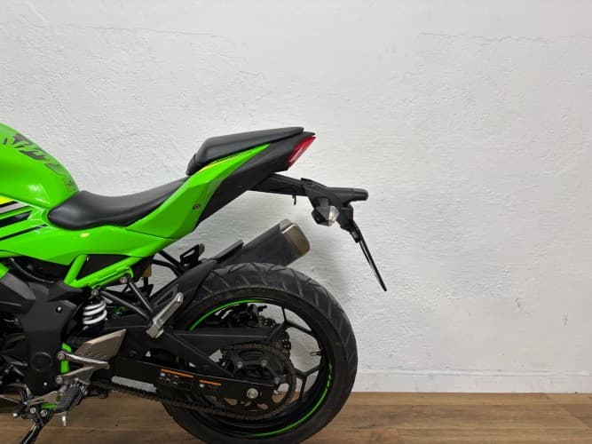 Comprar KAWASAKI NINJA 125 2019 de segunda mano KAWASAKI NINJA 125 2019 de segunda mano