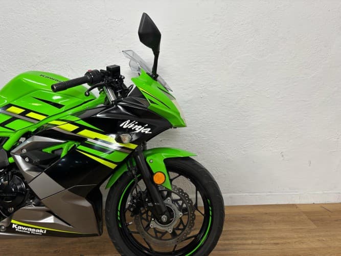 Comprar KAWASAKI NINJA 125 2019 de segunda mano KAWASAKI NINJA 125 2019 de segunda mano